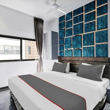 Hotel The Lowell Surat Eksteriør billede